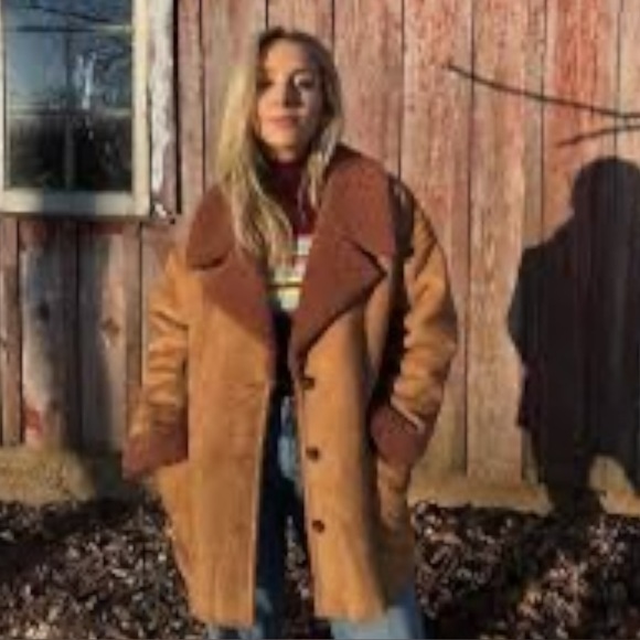 Free People Jackets & Blazers - Free People Diogo faux-suede coat with a contrasting sherpa trim size small